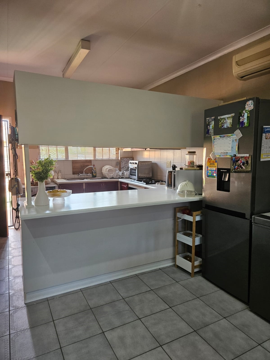 To Let 2 Bedroom Property for Rent in Langenhovenpark Free State